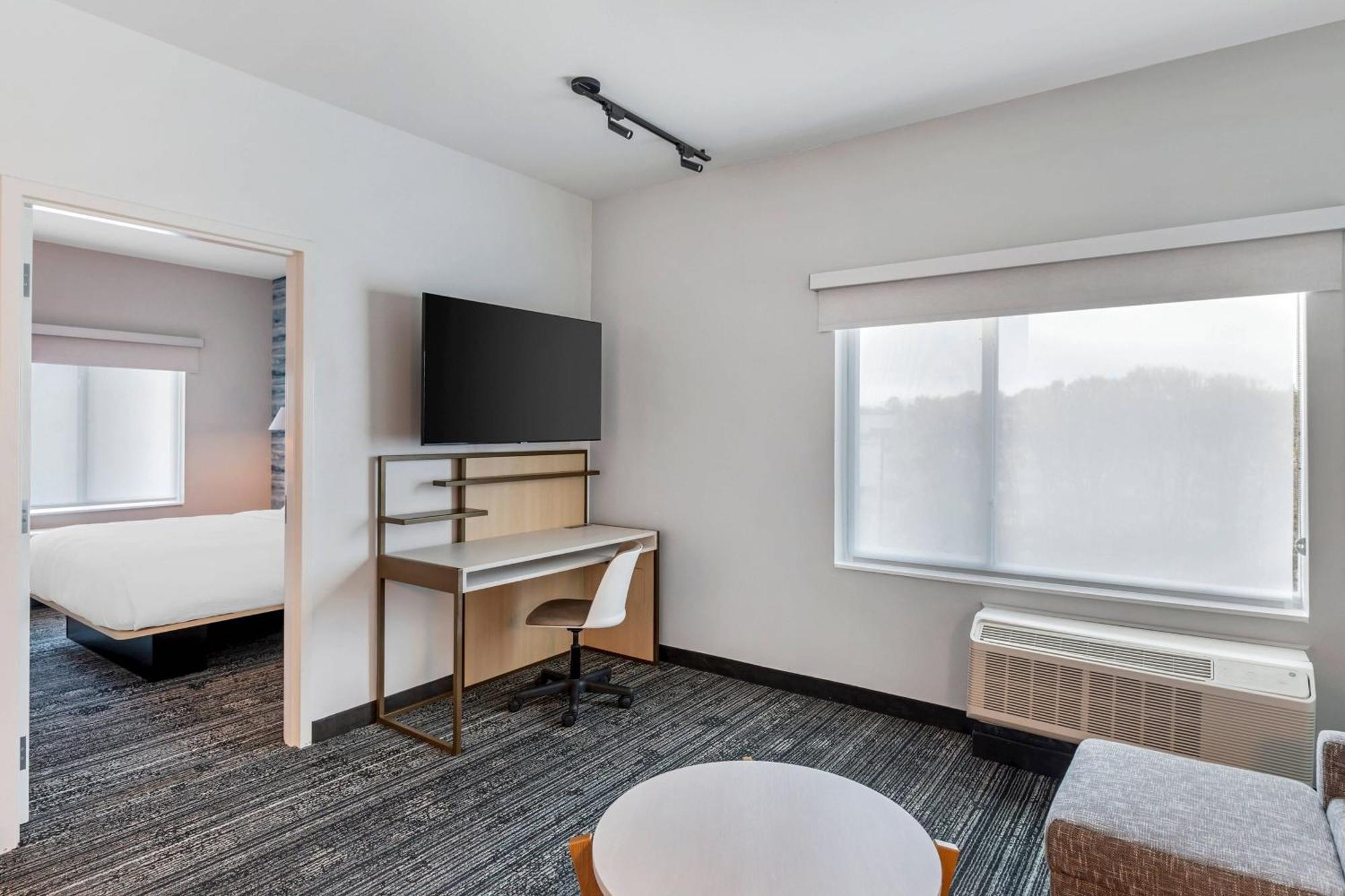 Towneplace Suites By Marriott Richmond コロニアルハイツ エクステリア 写真