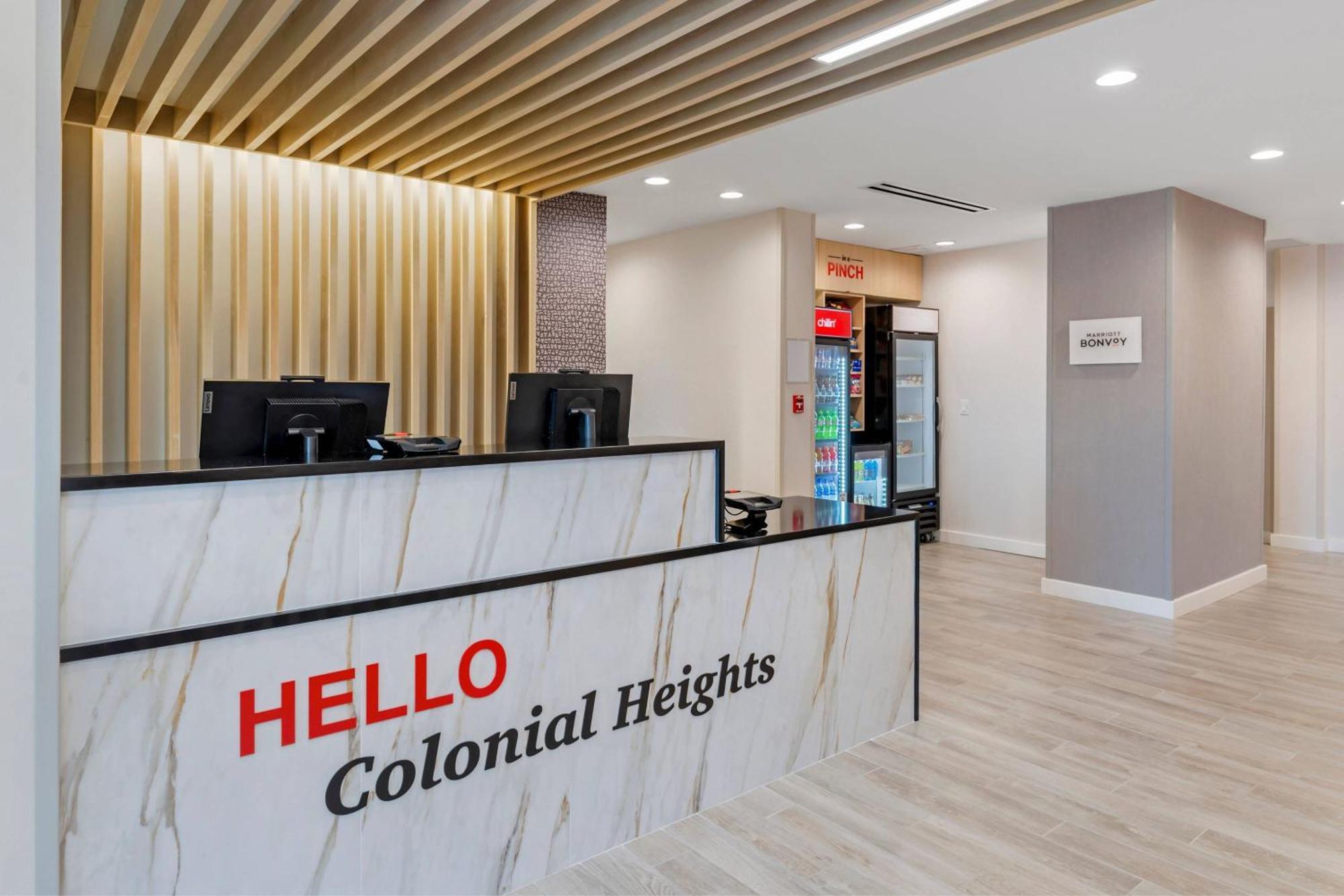 Towneplace Suites By Marriott Richmond コロニアルハイツ エクステリア 写真