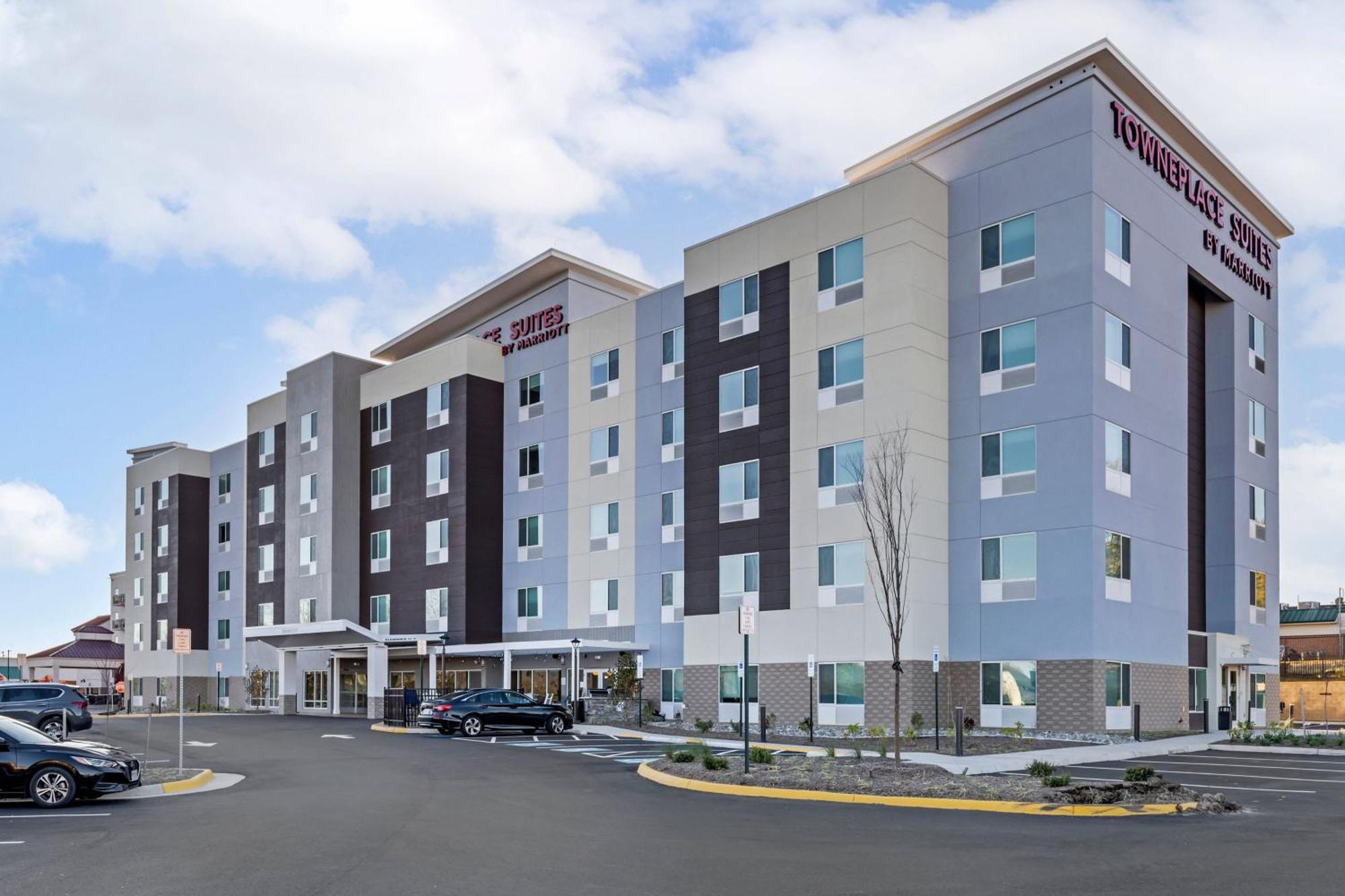 Towneplace Suites By Marriott Richmond コロニアルハイツ エクステリア 写真