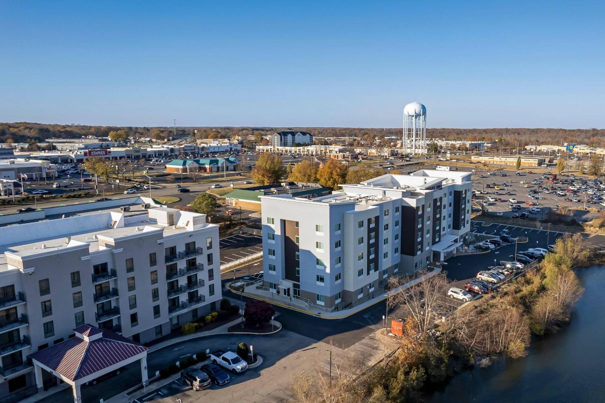 Towneplace Suites By Marriott Richmond コロニアルハイツ エクステリア 写真