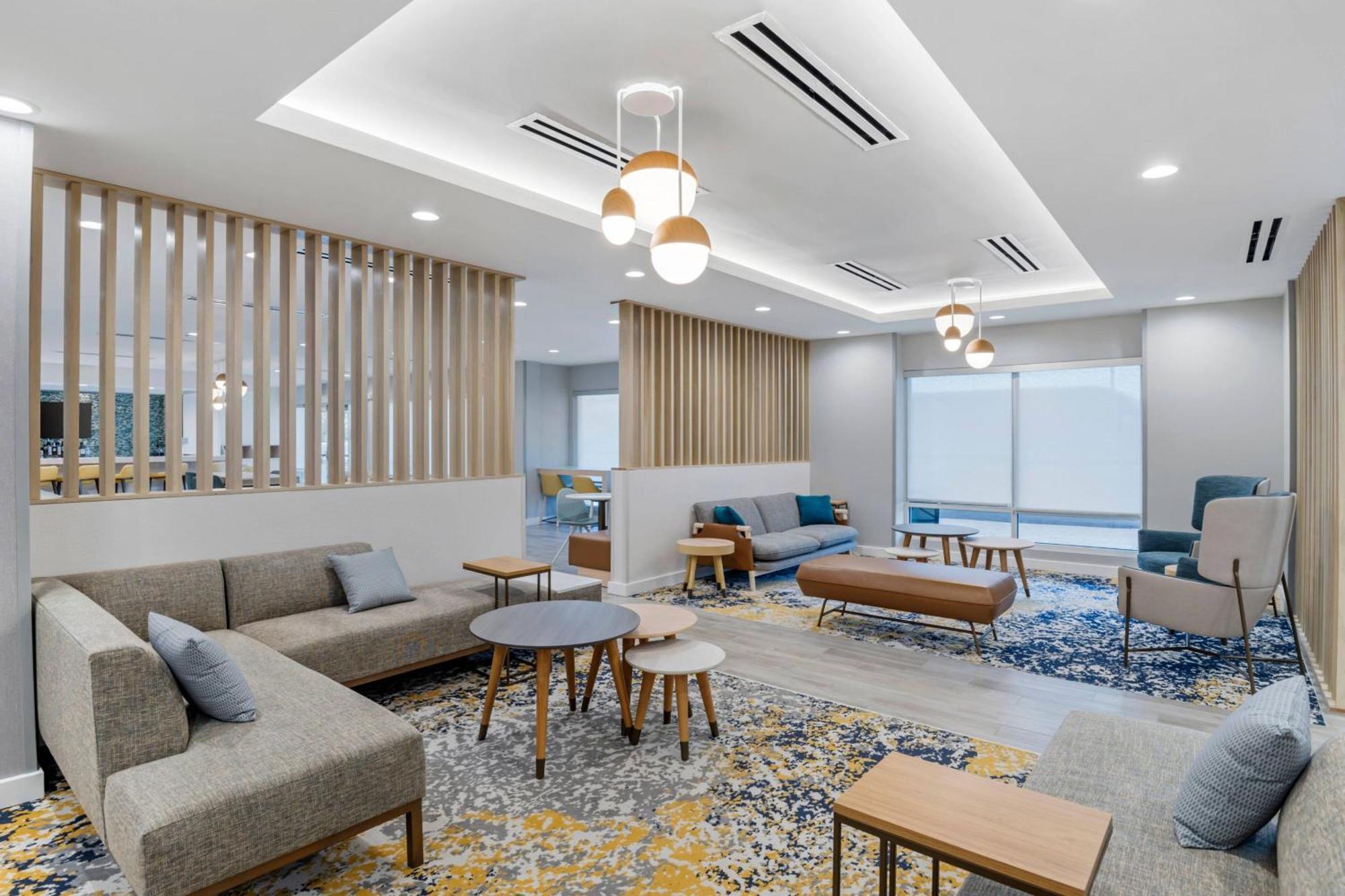 Towneplace Suites By Marriott Richmond コロニアルハイツ エクステリア 写真